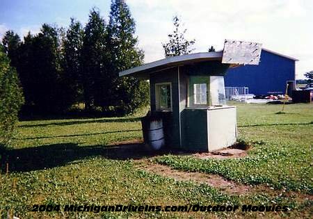 Burnside Drive-In Theatre - Burnside Ticket Booth 1996 Courtesy Outdoor Moovies